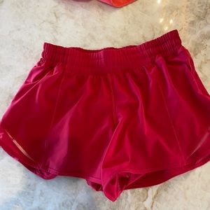 Lululemon shorts size 6, 4in